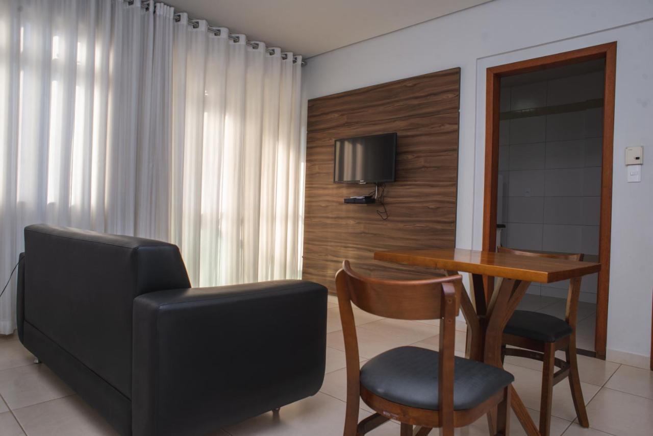 Manhattan Apart Hotel Caratinga Exterior foto